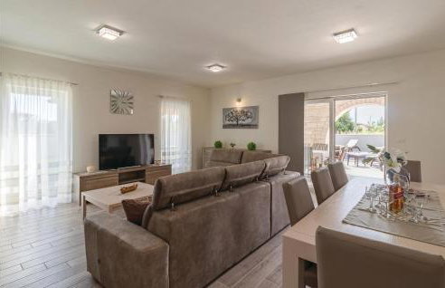 Awesome Home In Radeki Polje With Sauna - Foto 23