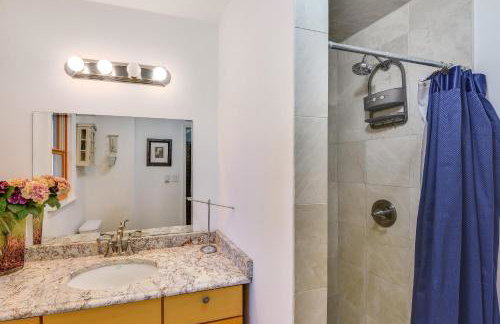 Pet Friendly with Fire Pit Walk to the Beach! - Photo 11