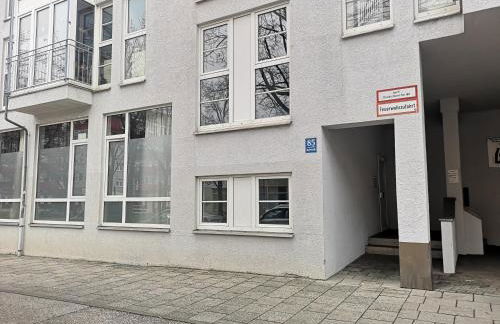 HOMELY STAY Studio 9 - Stylish & Convenient Self-Check-In Studio in Munich - Foto 19