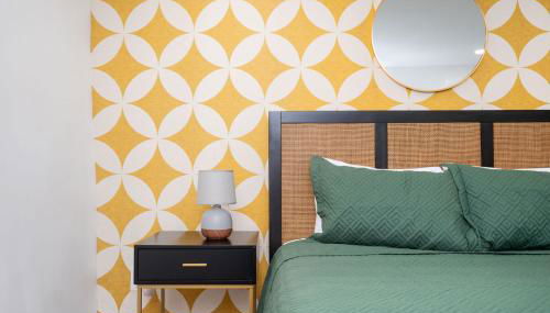 Chic 2-Bed Haven with Vibrant Décor in SE Atlanta - Foto 2