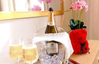 Domus REA - Appartamento moderno con check-in automatico H24 e area esterna privata - Foto 1