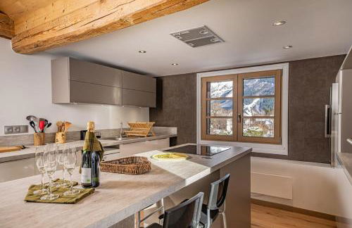 Toits des Pècles Top-Floor Alpine Apartment with Stunning Mont-Blanc View - Photo 10