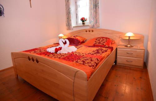 Schones Ferienhaus mit Grossem Garten bei Stadlern - Foto 16