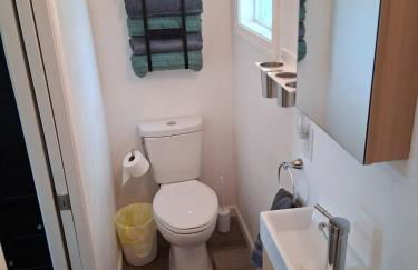 Cozy Cottage- just outside of the city! - Foto 9