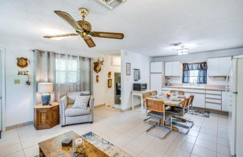 Pet-Friendly Fort McCoy Cabin with Fire Pit! - Foto 12