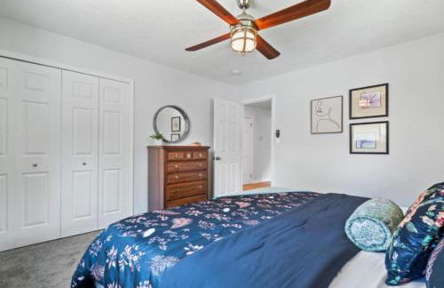 Spacious and Luxury Designed Ranch with Game Room - Foto 32