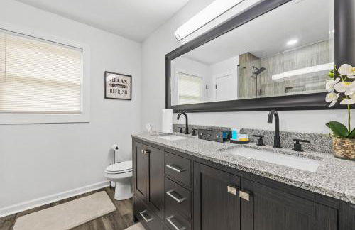 Cozy 3 BR house with Wi-Fi near Tribble Mill Park - Foto 25