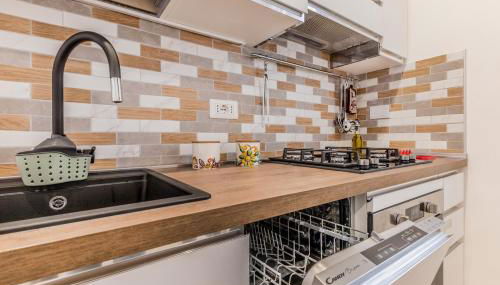 Trilocale vicino Metro B con Self Check In e Wi-Fi - Foto 2