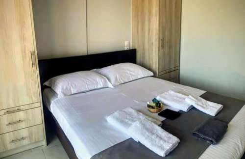 EXOTIC LUXURY APARTMENT - Photo 10