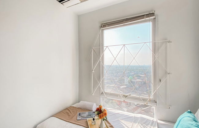 Good Place and Restful 2BR at Patraland Urbano Apartment - Photo 5