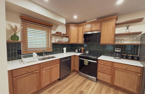 Elegant 3BR 2BA Entire Apartment Short Walk To The Beach Heart Of Wildwood - Foto 8