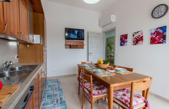 Villa Salemi With Pool - Photo 6