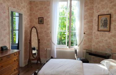 THE GREEN WOODPECKER - Foto 4