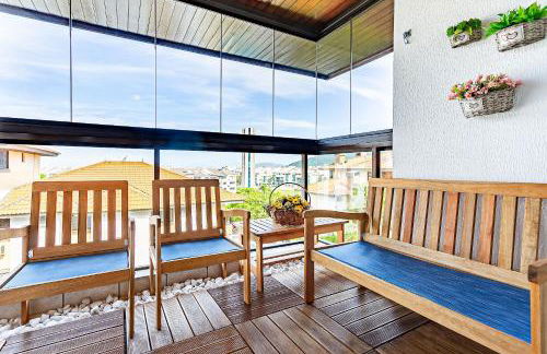 Apto com sacada e churrasq 260m Praia Brava COI302 - Foto 9