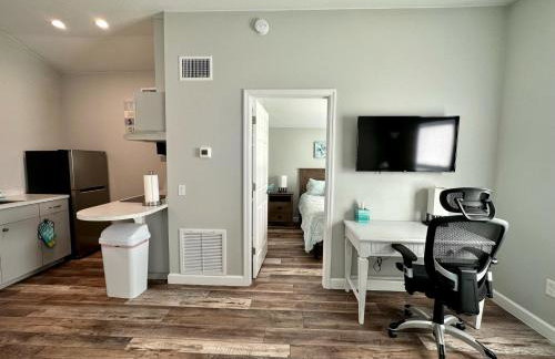 Cottage 23, The Lighthouse - Dora Canal Court - a downtown, waterfront community - Photo 2