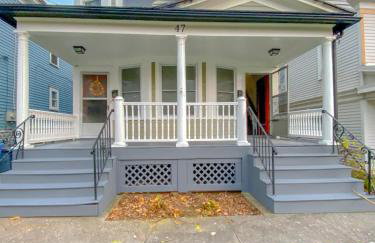 The Allen House - 3 Bedroom - 2 Full Bath - Private Gorgeous Apartment - Sleeps 8 - Foto 35