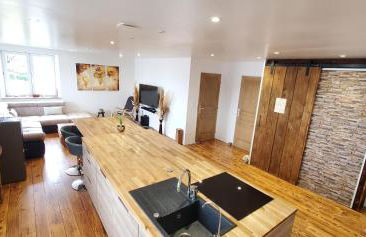 MONTAGNE-LAC&SPA (jacuzzi privé) (NOUVEAU) - Foto 10