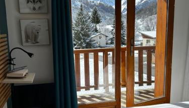 Beautiful apartment in independent chalet, facing mythical Col du Galibier - Foto 1