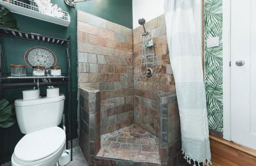 Modern & Airy Silver Lake 2bedroom 2 bath Front House - Photo 8