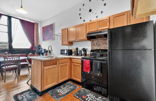 Beautiful 'Rose Themed' Loft Near Downtown Detroit apts - Foto 3