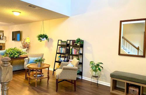 Spacious & comfy home in ultra-convenient location 2025 Traveller Award Winner - Foto 9