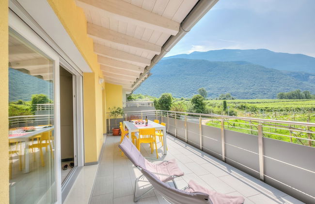 Mirabelle - Photo 26