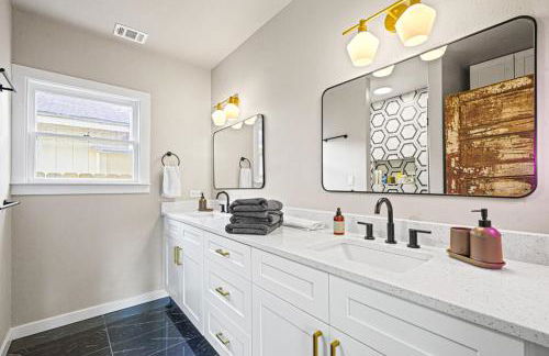 Boutique King William Complex - Photo 8