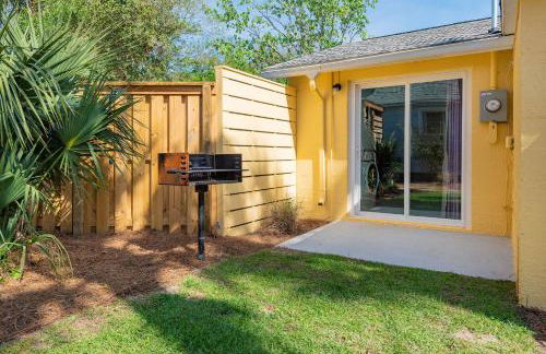 Folly Vacation Laid Back Casual Beach Bungalow 209-B - Foto 64