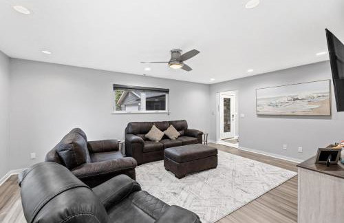 Lake Retreat Hot Tub Game Room Grill - Foto 11