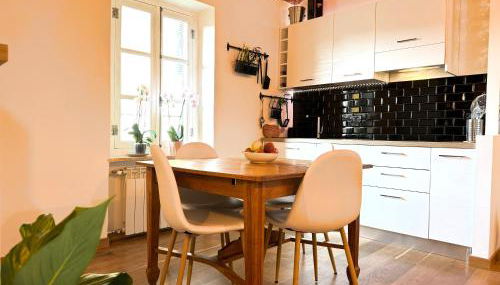 Bricks House - Photo 3