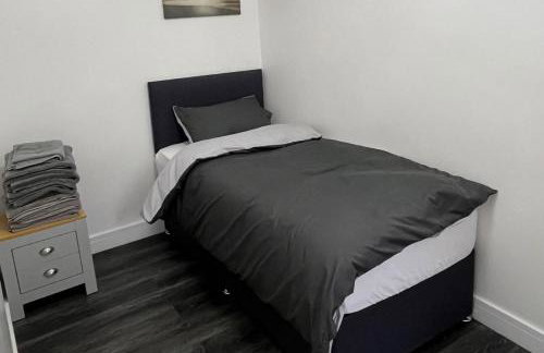 2 Bed Flat - Sleeps 3 - Parking - Wifi - Foto 12