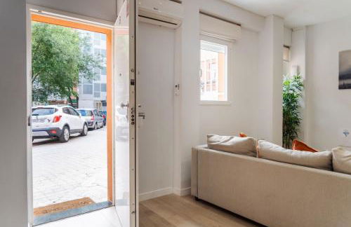 AR IFEMA piso moderno cerca aeropuerto y feria Madrid - Foto 3