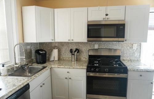 Lincoln Manor - Newly Renovated, 1mile from PHL Airport and Sports Stadiums - Foto 3