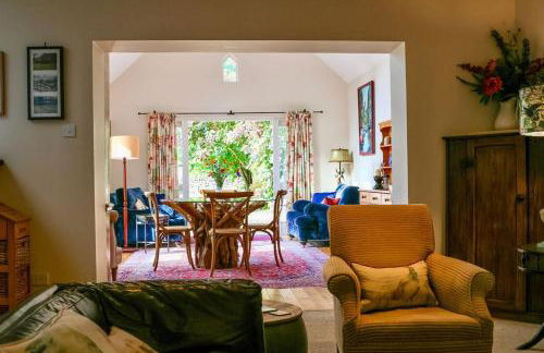 Spacious cottage - walk to Crieff - Photo 9