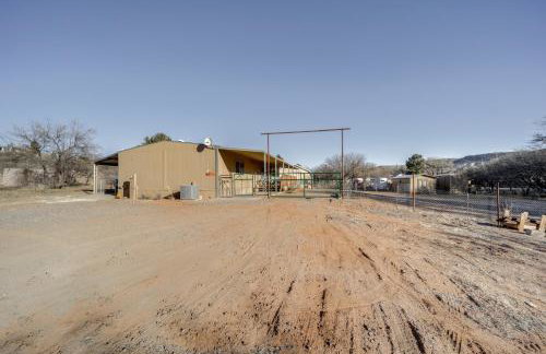 Near Hiking and Wineries Charming Camp Verde Home! - Foto 28