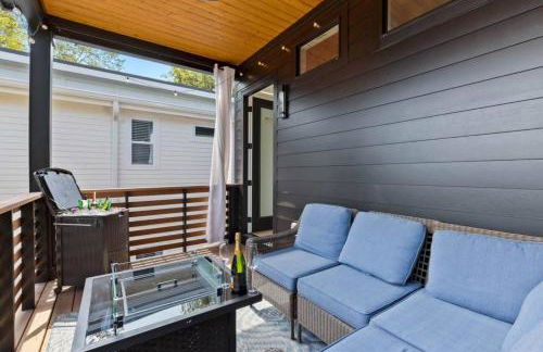 Luxurious 4bd home sleeps 12 minutes to downtown with parking - Foto 14