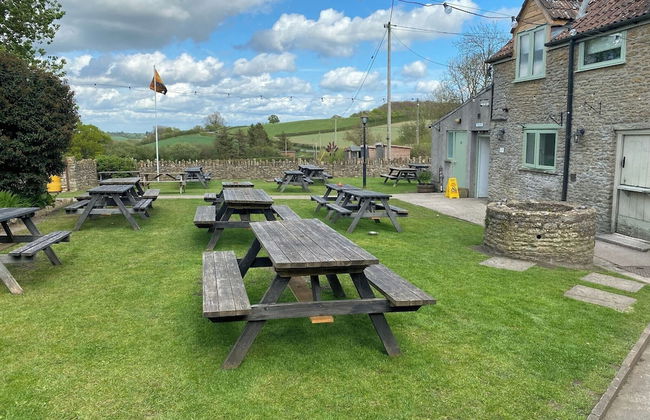 4 Bed - Historic Inn & Cider Pub - Free Parking - Foto 26