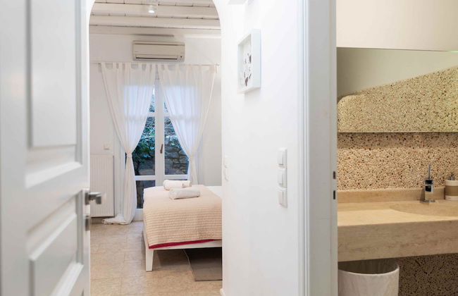 Modern Cycladic Style Villa Xara - Photo 14