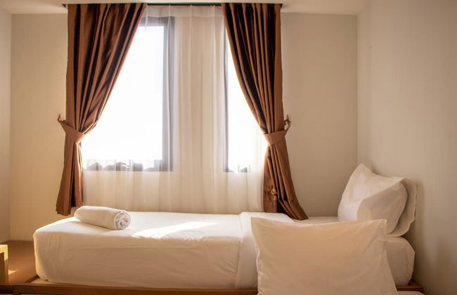 Modern And Classic 1Br At Evenciio Apartment - Foto 4