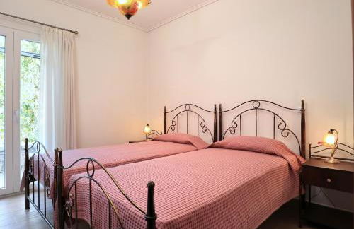 Frida's House - Photo 5