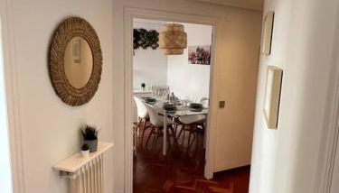 Apartamento El Fontán, parking gratuito - Foto 3, Lobby or reception