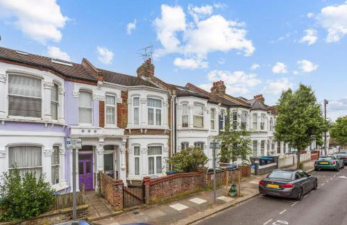 Spacious 2 Double Bed and 2 baths - Photo 13