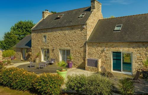 Peaceful Holiday Home in Plouguin with Indoor Pool - Foto 42