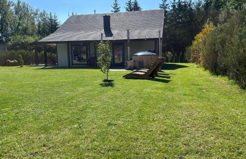 Mazury Przyjazny Dom w Leleszkach z gorącą balią - Photo 1