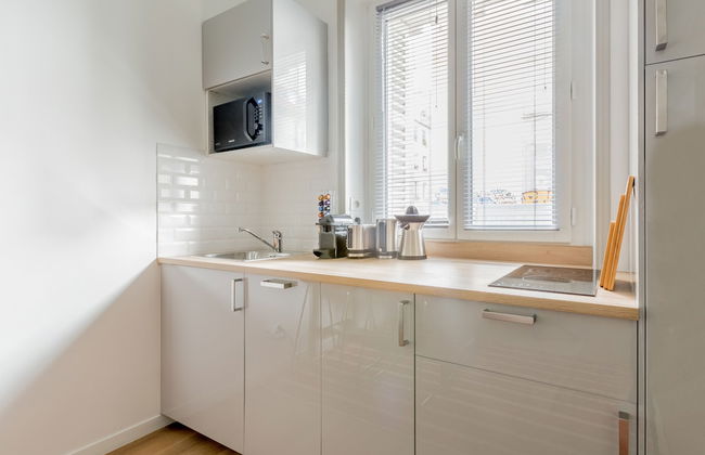 Edgar Suites Spacious Apartment Martyrs - Photo 13