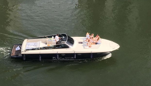 Yacht Tour in Frankfurt for up to 12 Guests - Photo 4