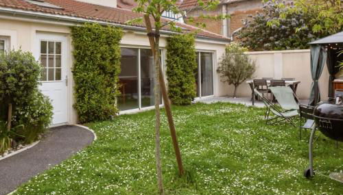 Studio indépendant avec Jacuzzi - Foto 2, Garden, Garden view