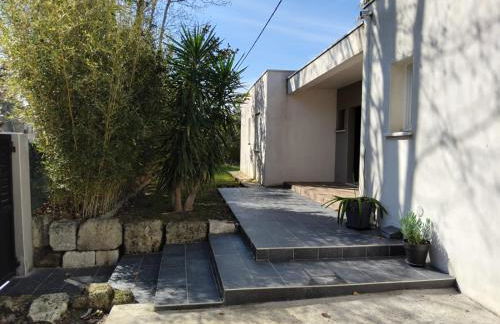 Villa d'architecte avec piscine chauffée, 4 chambres, à 30 mn Gruissan plage - Foto 29