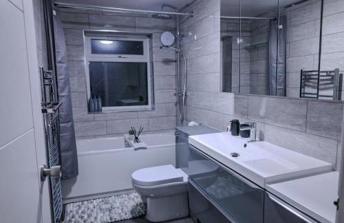 Sleeps17 Bliss 7-Bedroom Luxury Escape Birmingham - Foto 18