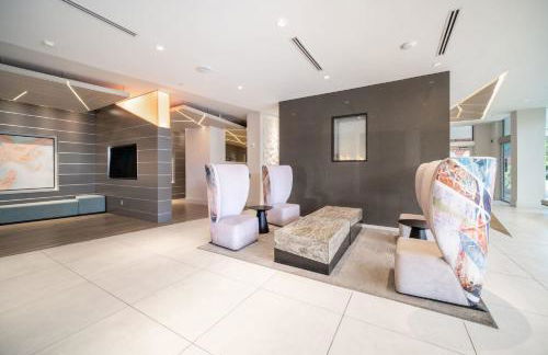 Tucker at Palmer Dadeland Miami - Foto 8